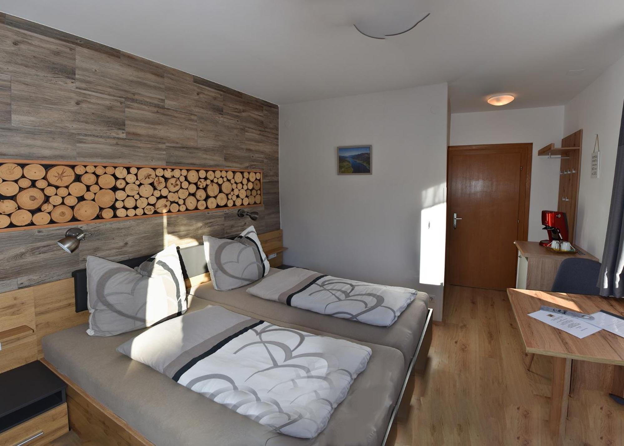 Haus Binder Apartment Weissensee Exterior foto